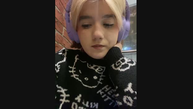 Baby__Naughty StripChat Female 14-01-2025
