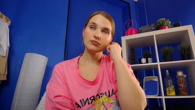 StacyHotty StripChat Female 14-01-2025