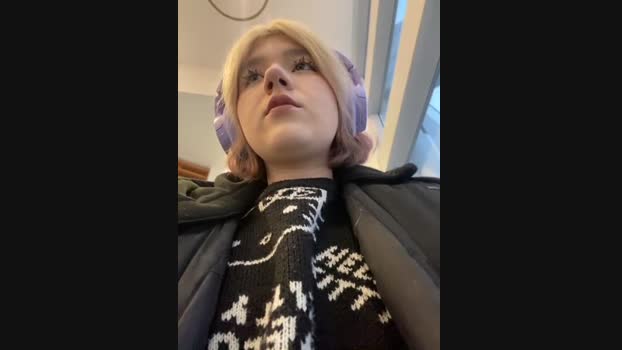 Baby__Naughty StripChat Female 15-01-2025