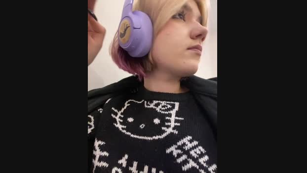 Baby__Naughty StripChat Female 15-01-2025