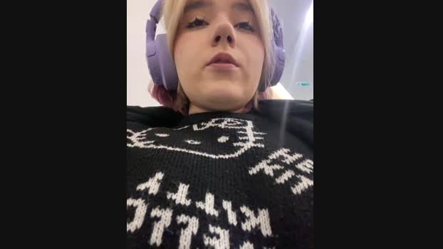 Baby__Naughty StripChat Female 15-01-2025