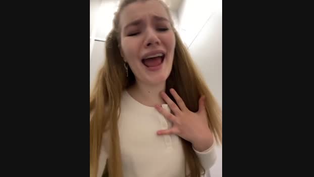 Holy_Tereza StripChat Female 15-01-2025