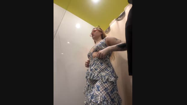 Honey___Hot StripChat Female 15-01-2025