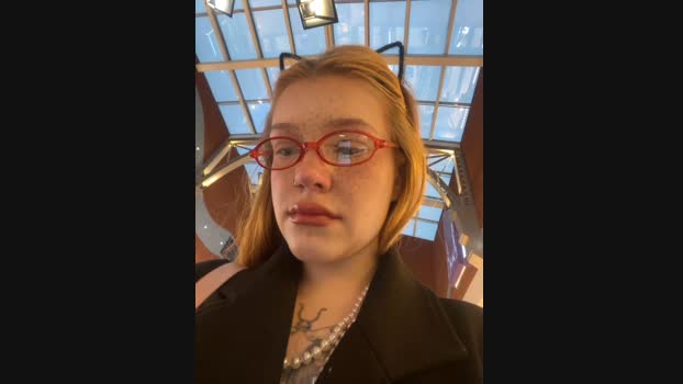 Honey___Hot StripChat Female 15-01-2025