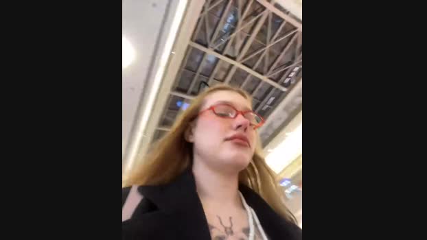 Honey___Hot StripChat Female 15-01-2025