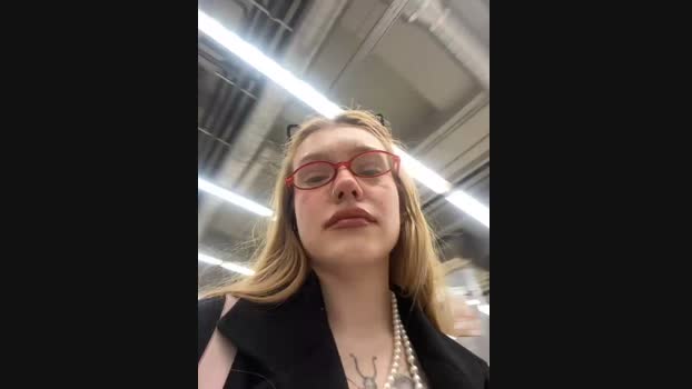 Honey___Hot StripChat Female 15-01-2025