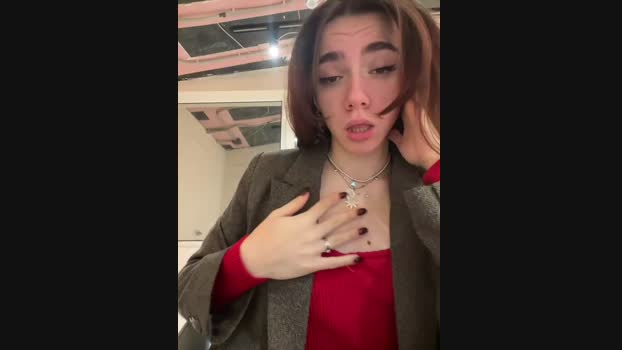 Lily__Belle StripChat Female 15-01-2025