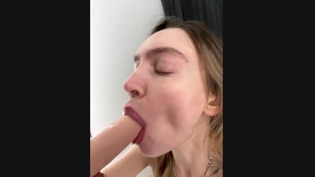 Miss_Elfie StripChat Female 15-01-2025