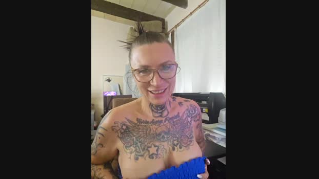 TattooMilfTanja StripChat Female 15-01-2025