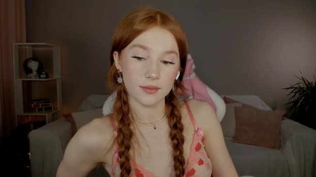 leahsthetics Chaturbate Female 14-01-2025
