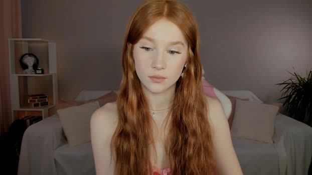 leahsthetics Chaturbate Female 15-01-2025