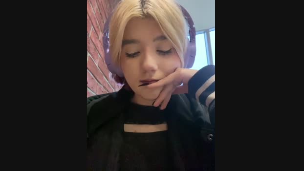 Baby__Naughty StripChat Female 16-01-2025