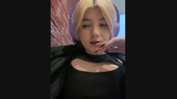 Baby__Naughty StripChat Female 16-01-2025