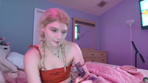 DuckChan0 MyFreeCams Female 16-01-2025