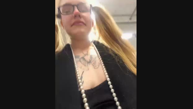 Honey___Hot StripChat Female 16-01-2025