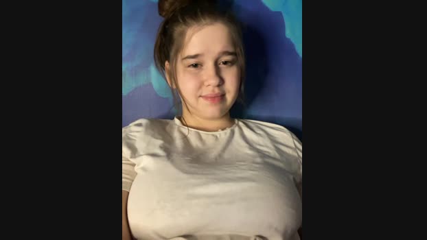 HornyGirlH StripChat Female 15-01-2025