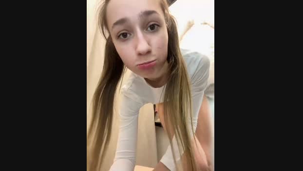 Lia__Love StripChat Female 16-01-2025