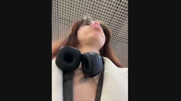 Lily__Belle StripChat Female 15-01-2025