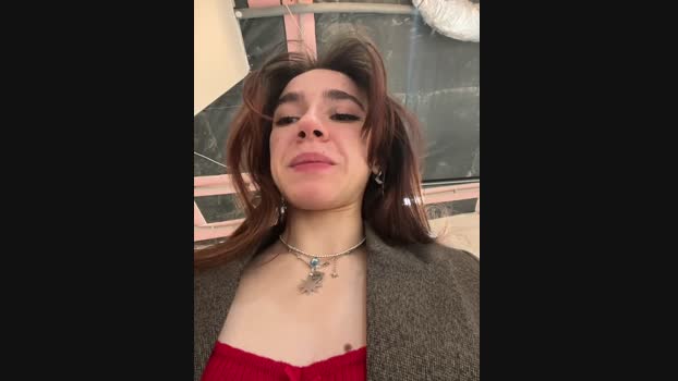 Lily__Belle StripChat Female 15-01-2025