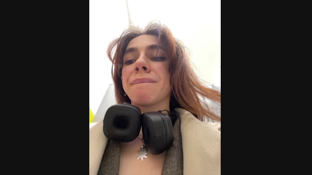 Lily__Belle StripChat Female 15-01-2025