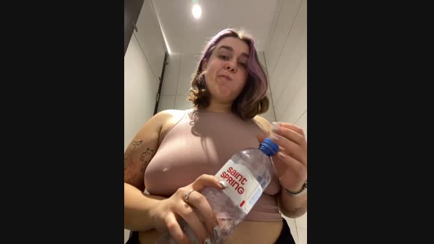 SuzieMurray StripChat Female 16-01-2025