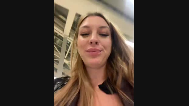 Sweet___Emily StripChat Female 15-01-2025