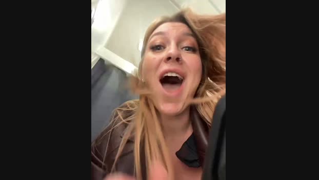 Sweet___Emily StripChat Female 15-01-2025