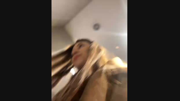 Times__Square StripChat Female 16-01-2025