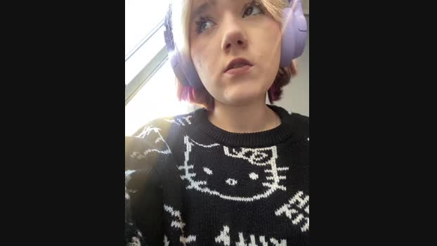 Baby__Naughty StripChat Female 17-01-2025