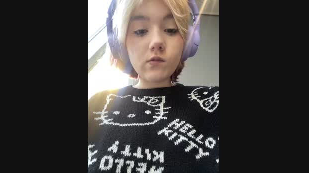 Baby__Naughty StripChat Female 17-01-2025