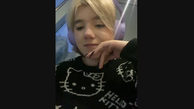 Baby__Naughty StripChat Female 17-01-2025
