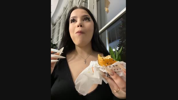 Chloe__Moon StripChat Female 17-01-2025