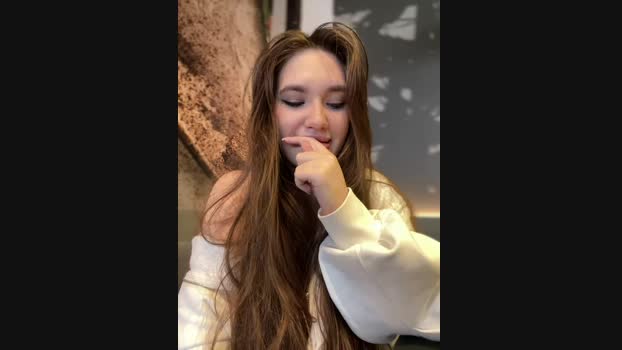 Holly_Molii StripChat Female 16-01-2025