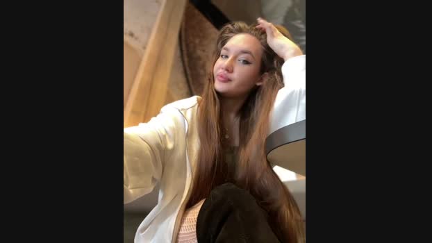 Holly_Molii StripChat Female 16-01-2025