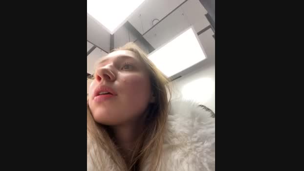 Lia__Love StripChat Female 17-01-2025