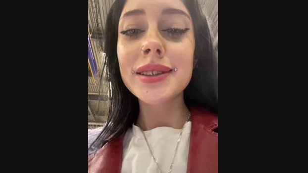 Melissa_crazy StripChat Female 16-01-2025