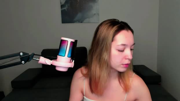 MiaThaine StripChat Female 17-01-2025