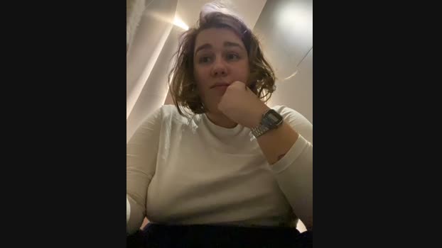 SuzieMurray StripChat Female 17-01-2025