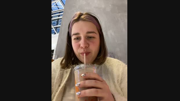 SuzieMurray StripChat Female 17-01-2025