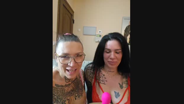 TattooMilfTanja StripChat Female 16-01-2025