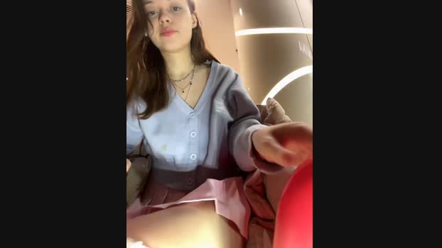 Times__Square StripChat Female 17-01-2025