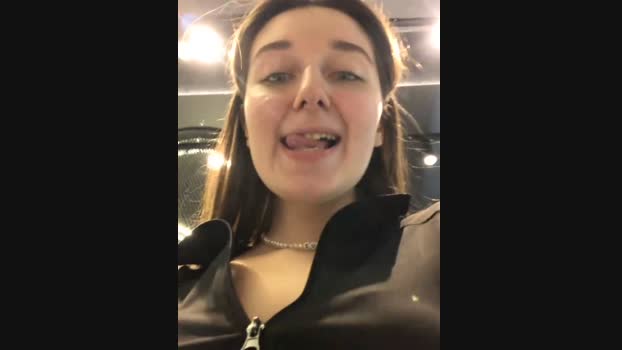 UnaMiuMiu StripChat Female 17-01-2025