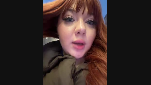 lovelykyllie StripChat Female 17-01-2025