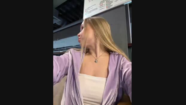 mur_girl StripChat Female 17-01-2025