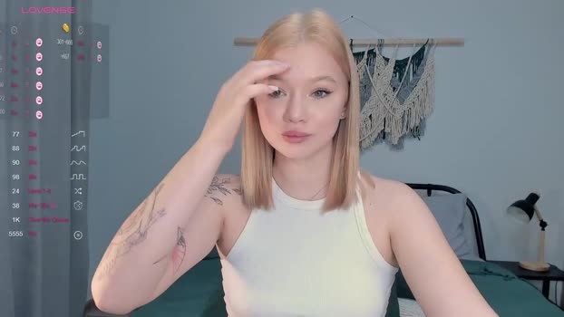 stacy__bloom StripChat Female 16-01-2025