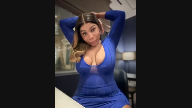 Belle___ StripChat Female 17-01-2025