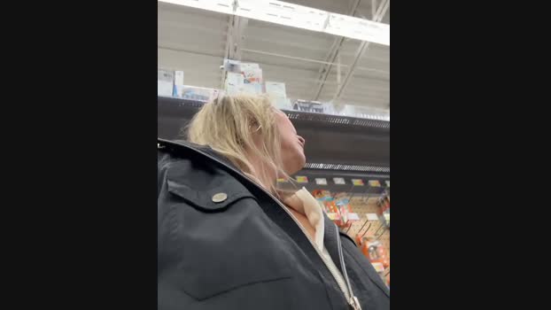 Cherry-red-xo StripChat Female 17-01-2025