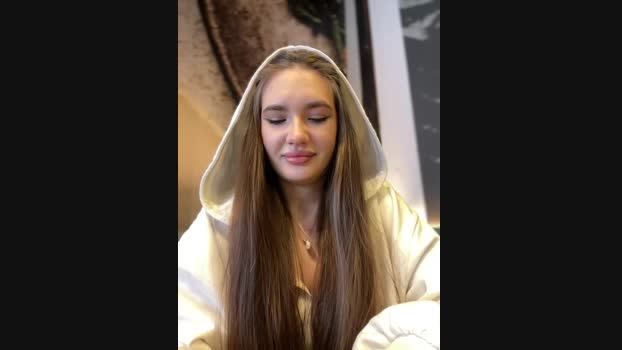 Holly_Molii StripChat Female 17-01-2025