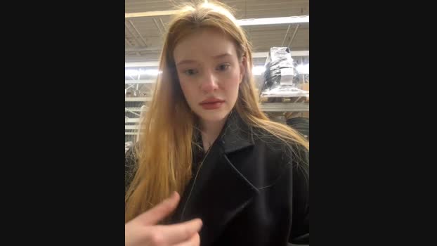 Honey___Hot StripChat Female 18-01-2025