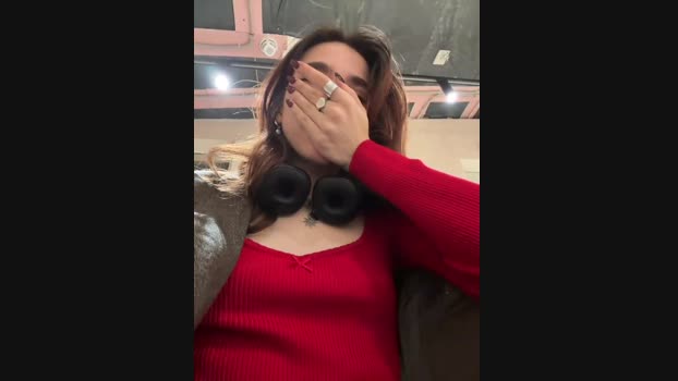 Lily__Belle StripChat Female 18-01-2025